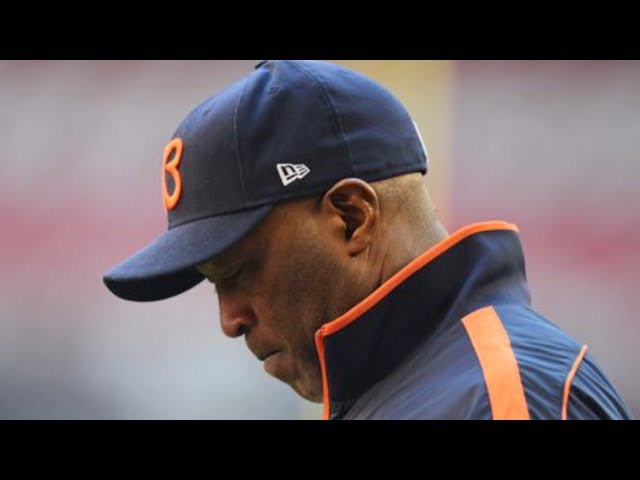 Video Pronunciation of Lovie smith in English Video Pronunciation of Lovie smith in English