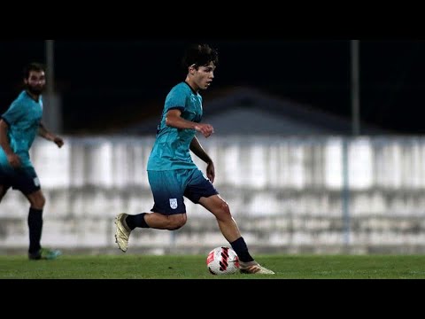 PEDRAS | FUN ON THE GRASS