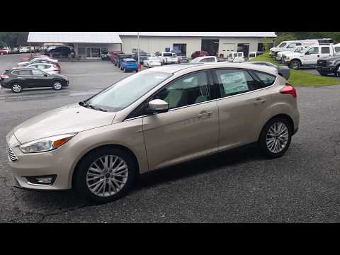 2017 Ford Focus Titanium Hatchback