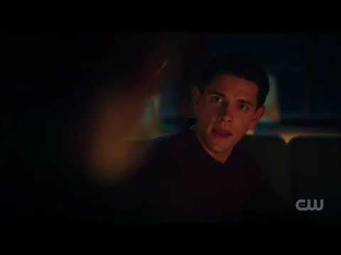 Riverdale 6x12 Kevin seeing dream make out with Moose nightmares about gargoyle king.