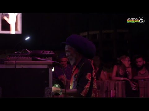 Jah Shaka plays MDC ft. Queen Omega - Real Lioness @ Rototom 2018