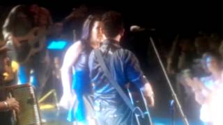 Yo no soy de nadie. Fonseca feat Alejandra Guzmán primera fila