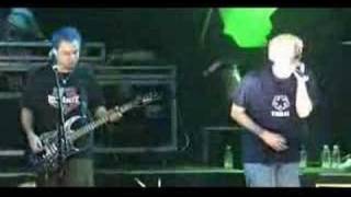 Linkin Park - 07 - Live at House of Blues - Crawling