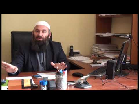 "Pse të shkoj në xhami, kur atje shoh shumë dallaveraxhi" - Hoxhë Bekir Halimi