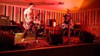 THE DEPRESSANTS - &quot;You&#39;re Fucked And I&#39;m Okay&quot; live in Kirkcaldy, Jan &#39;13