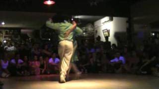 Moira Castellano & Gaston Torelli  1/4