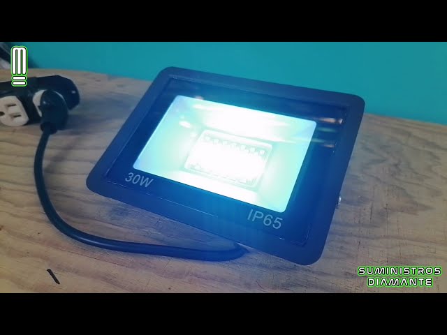 Vídeo relacionado con T-SUN 50W RGB Barra de Luz LED, 4 Piezas RGBCW Foco LED Exterior, Iluminación Mural RGB Inteligente con Mando a Distancia/APP/Memoria/Temporizador/Impermeable IP66 para Escenarios Bar Fiesta Jardín