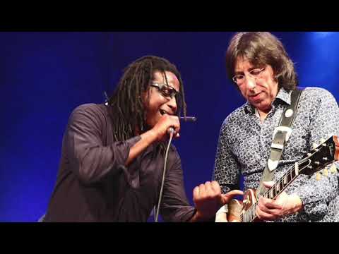 STAIRWAY TO HEAVEN ( Led Zeppelin Cover)  SIGGI SCHWARZ & Philharmonic Orchestra