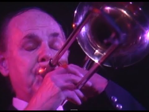 Newport Jazz Festival All-Stars - When Day Is Done - 8/18/1989 - Newport Jazz Festival (Official)