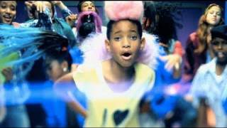 Pick My AFRO (Willow Smith) - Parody -Bruce