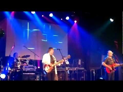 Olympic, Nikdo neotvírá