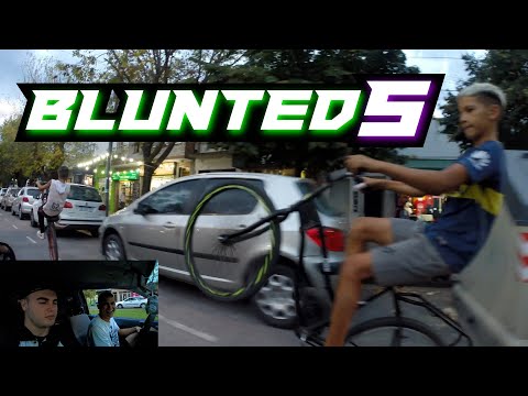 ESCUCHANDO BLUNTED 5 EN EL BARRIO FT @brunolc EN UN AUTO RE PICANTE