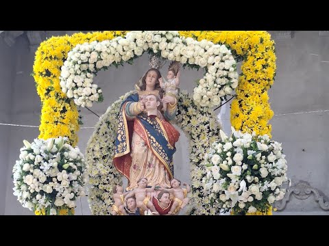 MUITA GENTE NA IGREJA DE SANTA TERESINHA EM MATA GRANDE AL DIA 13/01/2026