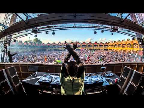 Laidback Luke & GTA - The Chase (feat Aruna)