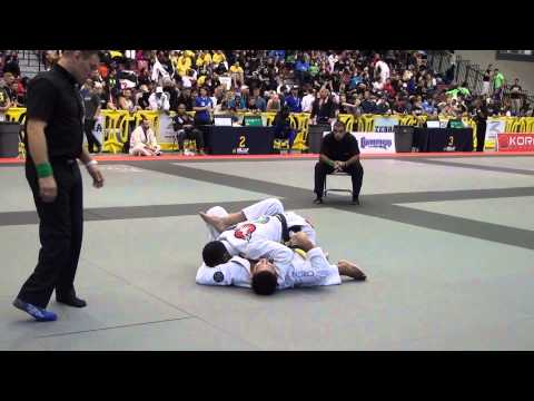 Vitor Oliveira vs Rafael Monteiro  - Black Belt Adult Male Middle, 2014 Dallas Open