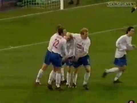 2003-11-29 Hartlepool United vs. Swindon Town