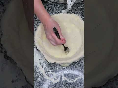 How to Make Pie Crust #pie #dough #baking #crust #piecrust #pumpkinpie #applepie