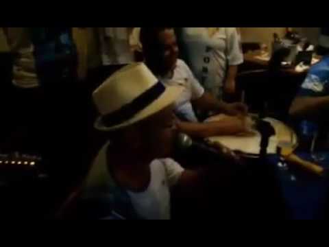 Sábado da Campeã Azul e Branco nossa querida Portela.