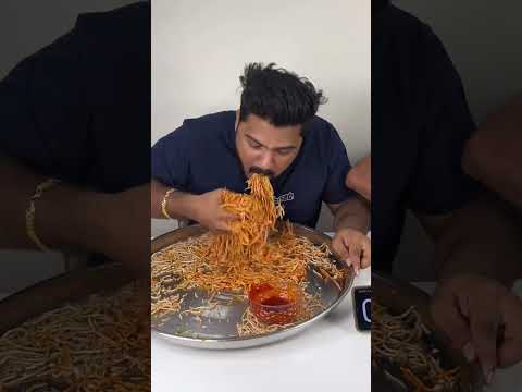 STREET MAGGI Vs STREET CHOWMEIN EATING CHALLENGE🔥 BROTHER Vs BROTHER 😍 #shorts #foodie #foodlover