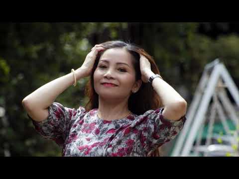 Thể hiện bởi Phương Thùy
