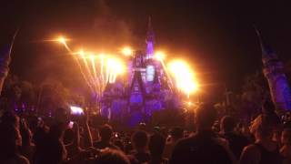 Happily Ever After - Magic Kingdom (Castle Front View in 4K)