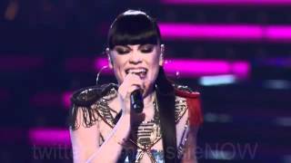 Jessie J &amp; Team Christina perform DOMINO (Voice USA)