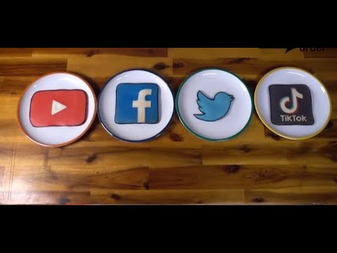 social media pancake art (Looking back) youtube, facebook, tiktok, twitter