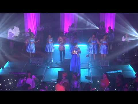 'Ohene (King)' live at the 'Experience with Diana Hamilton 2014' in London