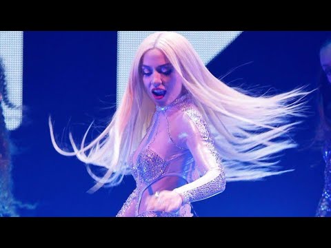 Ava Max - The Motto (Live at the Jingle Ball Tour 2022, New York)
