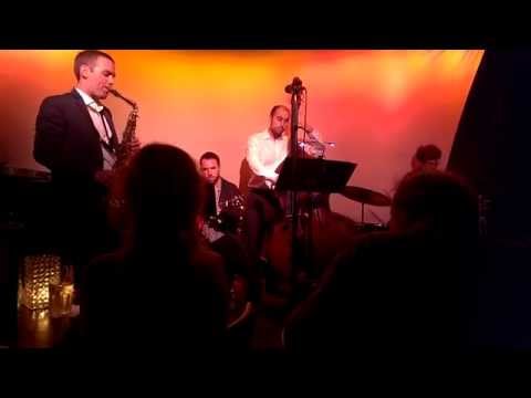 The Old Muskrat Welcomes Us - Saxophonist Daniel Bennett (New York Jazz Group)