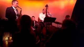 The Old Muskrat Welcomes Us - Saxophonist Daniel Bennett (New York Jazz Group)