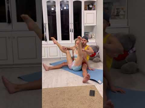 Flexibility part with girl! 🧘‍♀️ #shorts
