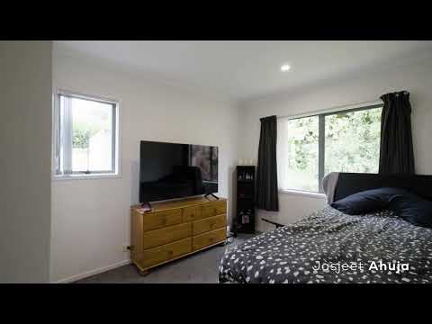 40 Hillwell Drive, Henderson Heights, Waitakere City, Auckland, 3 Bedrooms, 2 Bathrooms, House
