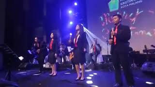 Juru Selamat Dunia - Sari Simorangkir ( Cover by Hymn Chorus Lite Orchestra GKI Bromo Malang )