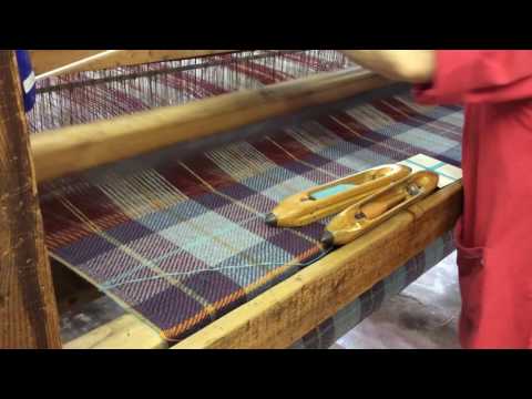 Plaid with our handloom since 1800. #nickicolombo #tessituralacolombina #handloom #badoere
