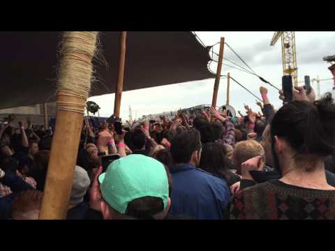 Space Dimension Controller drops Ayla @ Boiler Room / AVA Festival