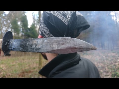 EXPERIMENT 1000 Degree Knife VS World Champion Knife Thrower Video