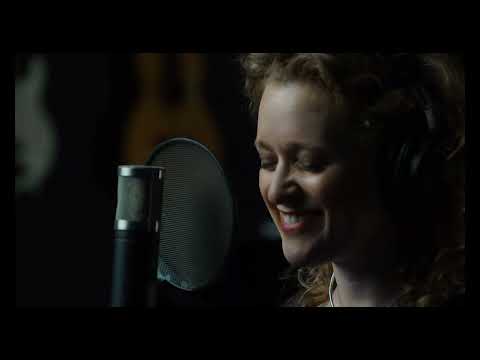 Alice Howe - "Somebody's New Lover Now" (Official Music Video)