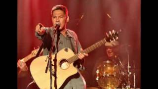 Download lagu Claude McKenzie - Ekuen Pua mp3