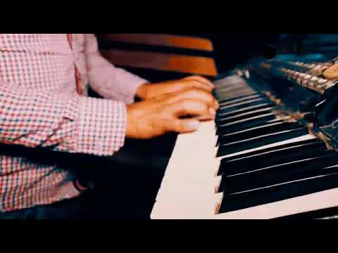 Padre Dime. Juan Gabriel El Ungido Del Pastor (Oficial Video)