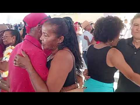 Forró em Barrocas -ba,  Zé Raimundo sanfoneiro 