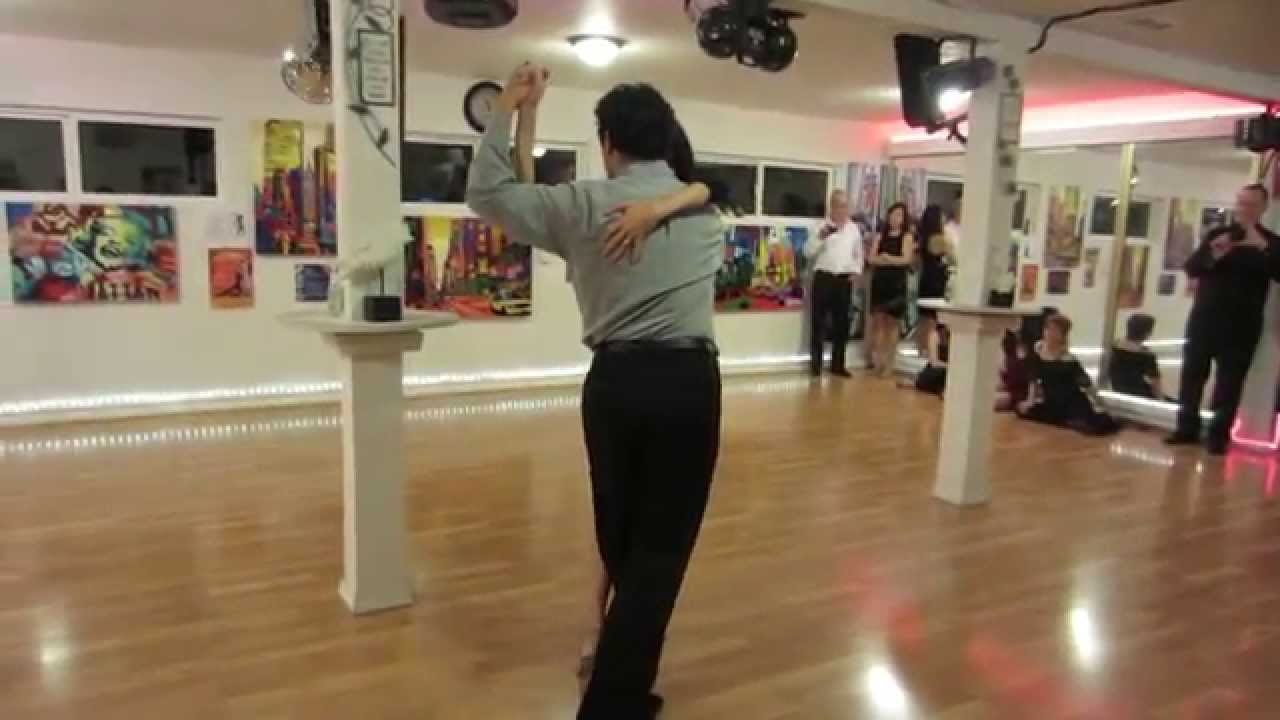 Pablo Rodriguez & Eva Garlez, "Jamas Retornaras",  La Casa Grande, 1/3