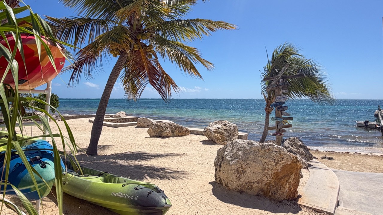 COMPASS POINT 205 - ONE BEDROOM