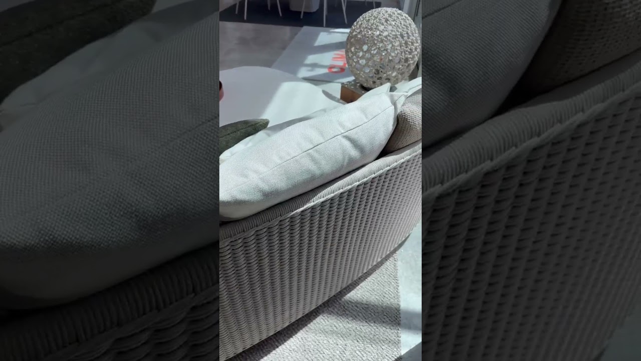 The Daybed Designed for Doing Nothing | Tribù Elio by Yabu Pushelberg