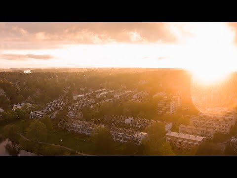 342. Radhusområde kväll (Townhouses)