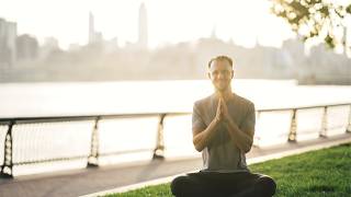 Morning Light Meditation: Meet The Day With Strength