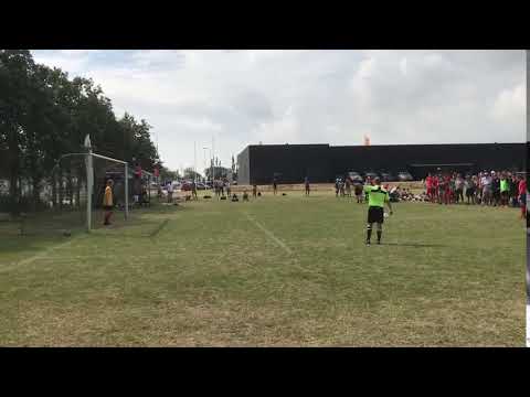 Thomas Andreassen setter inn avgjørende straffe i G15-kvartfinalen