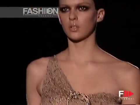 "Gucci" Autumn Winter 2004 2005 Milan 4 of 4 Pret a Porter Woman by FashionChannel