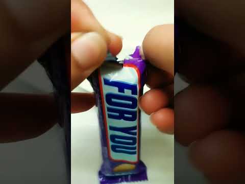 #snickers #chocolate #asmr #shorts #reels #ytshorts #satisfying #trending #reelstrending #youtube
