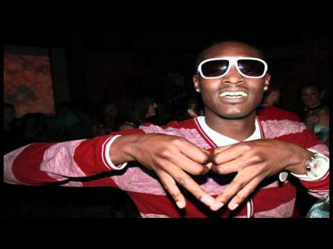 @ElNegroRBR Ft Keira D - Im Yours [New 2010]